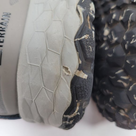 New Balance Fresh Foam Toe Protect Trail Men's Gray Running Shoes US Size 11.5 - Picture 7 of 9